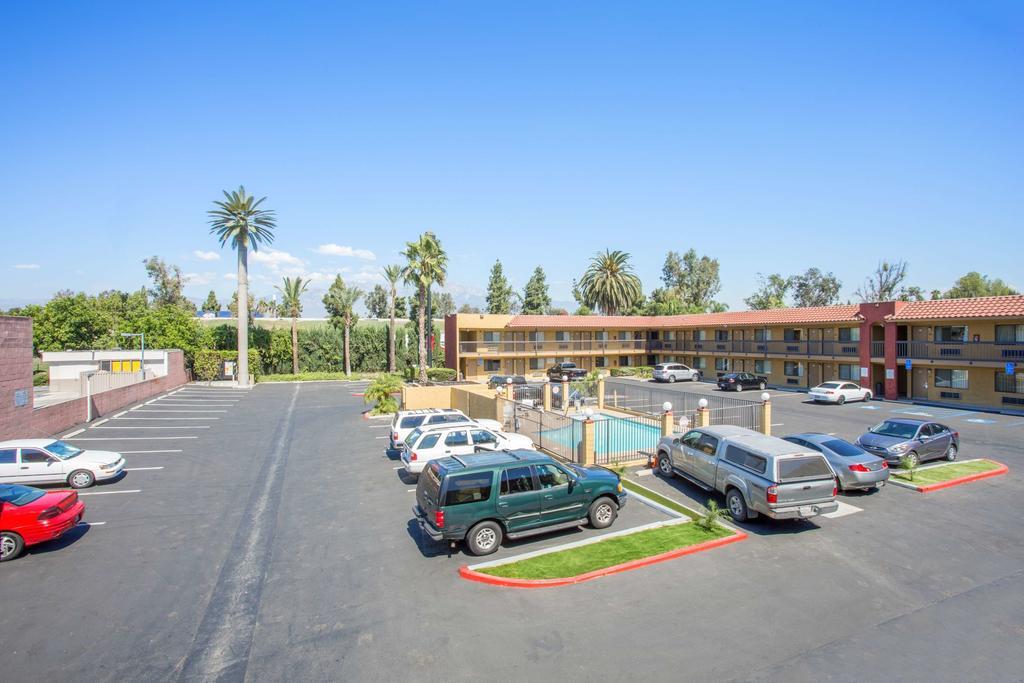 Hotel Seville - Ontario Airport/Chino Luaran gambar